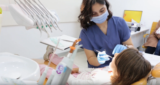 Çocuk Diş Hekimi Kevser Danıştı