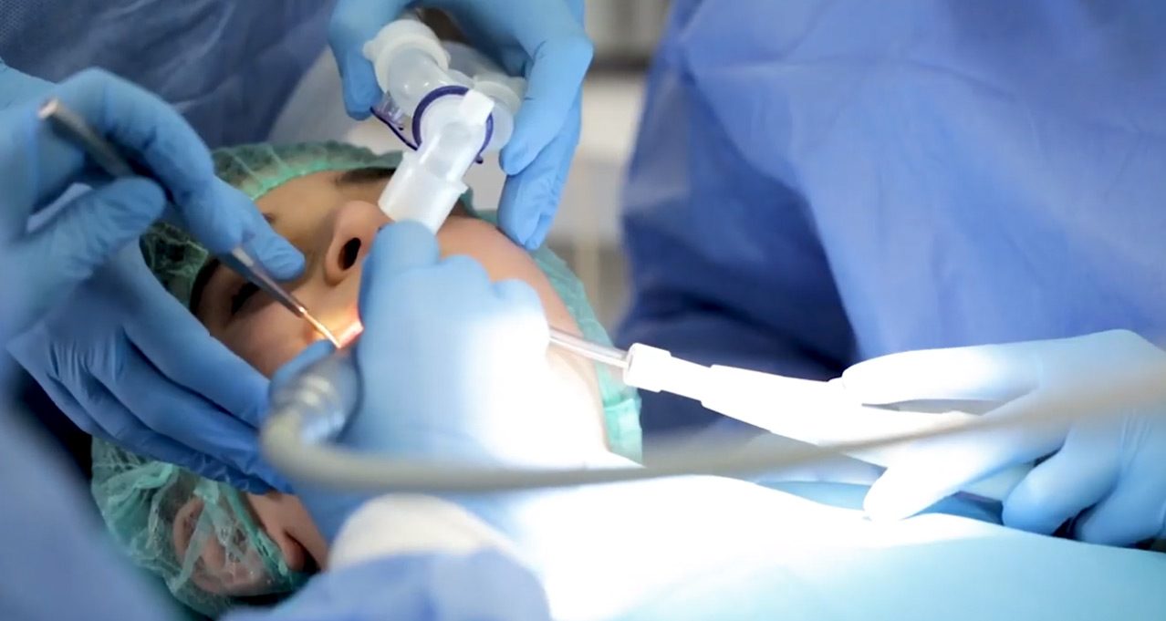 Uzm. Dr. İbrahim Kılıçtaş Genel Anestezi ve Sedasyonla Diş Tedavi Hizmeti hakkında bilgilendiriyor.